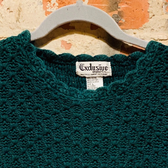 Vintage Hunter Green Sweater Scallop Detail - Picture 4 of 6